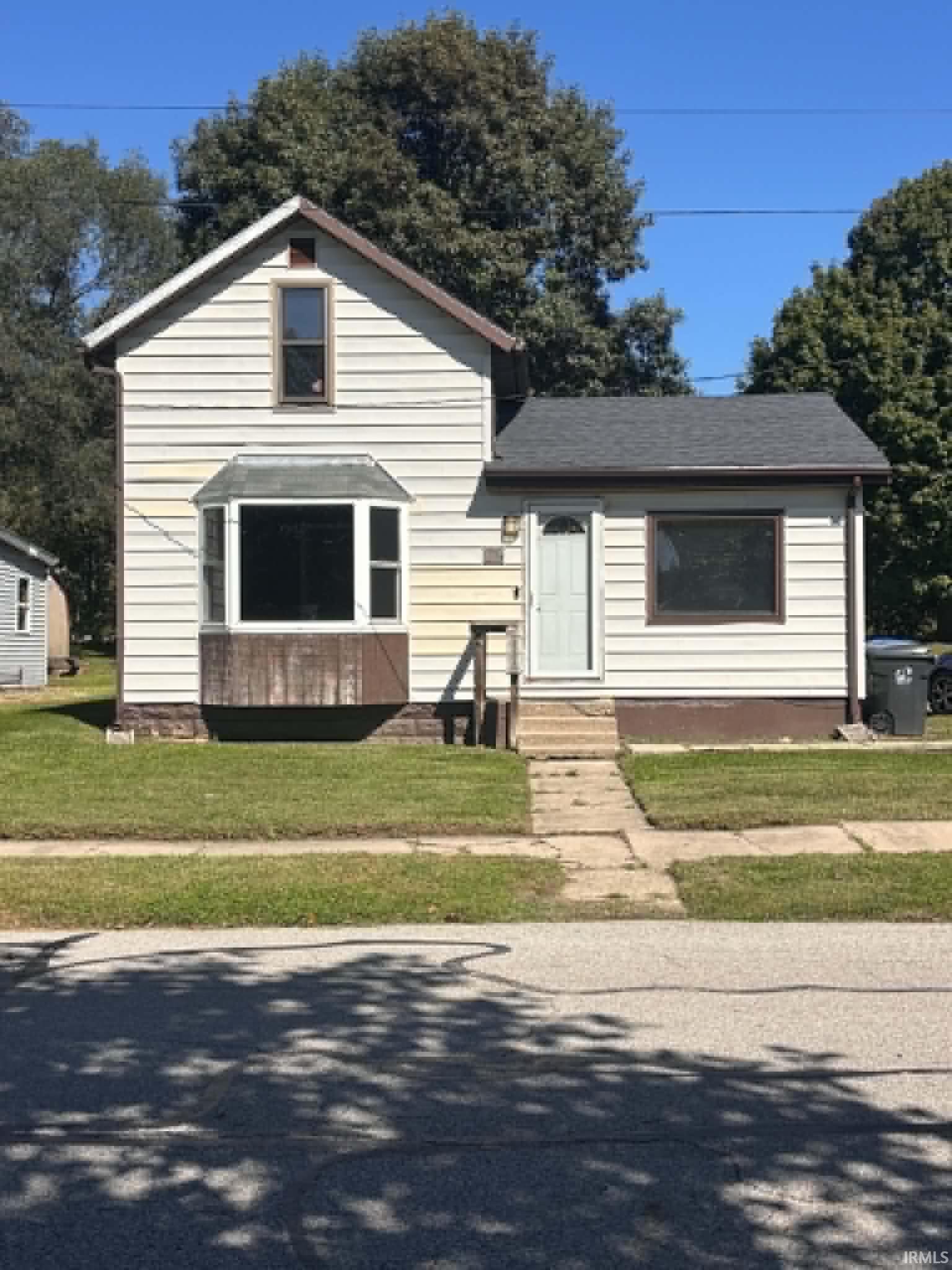 407 E Swihart Street Property Photo 1