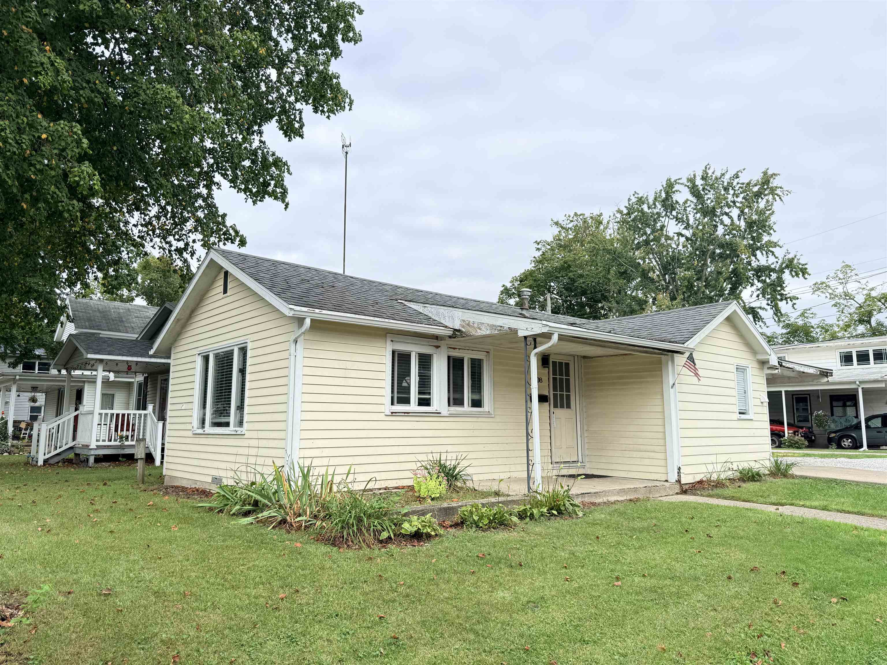 1308 Poplar Street Property Photo 1