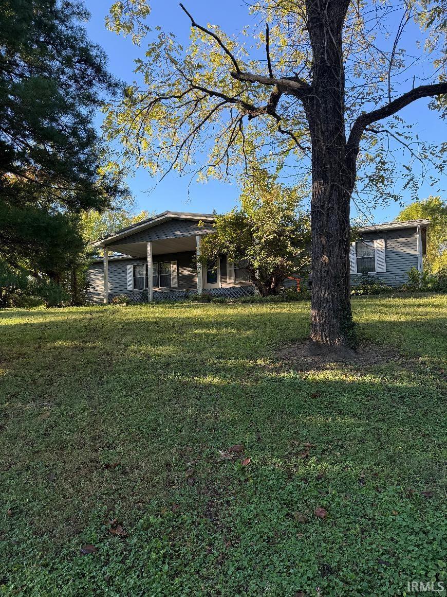613 S Old Patoka Road Property Photo 1