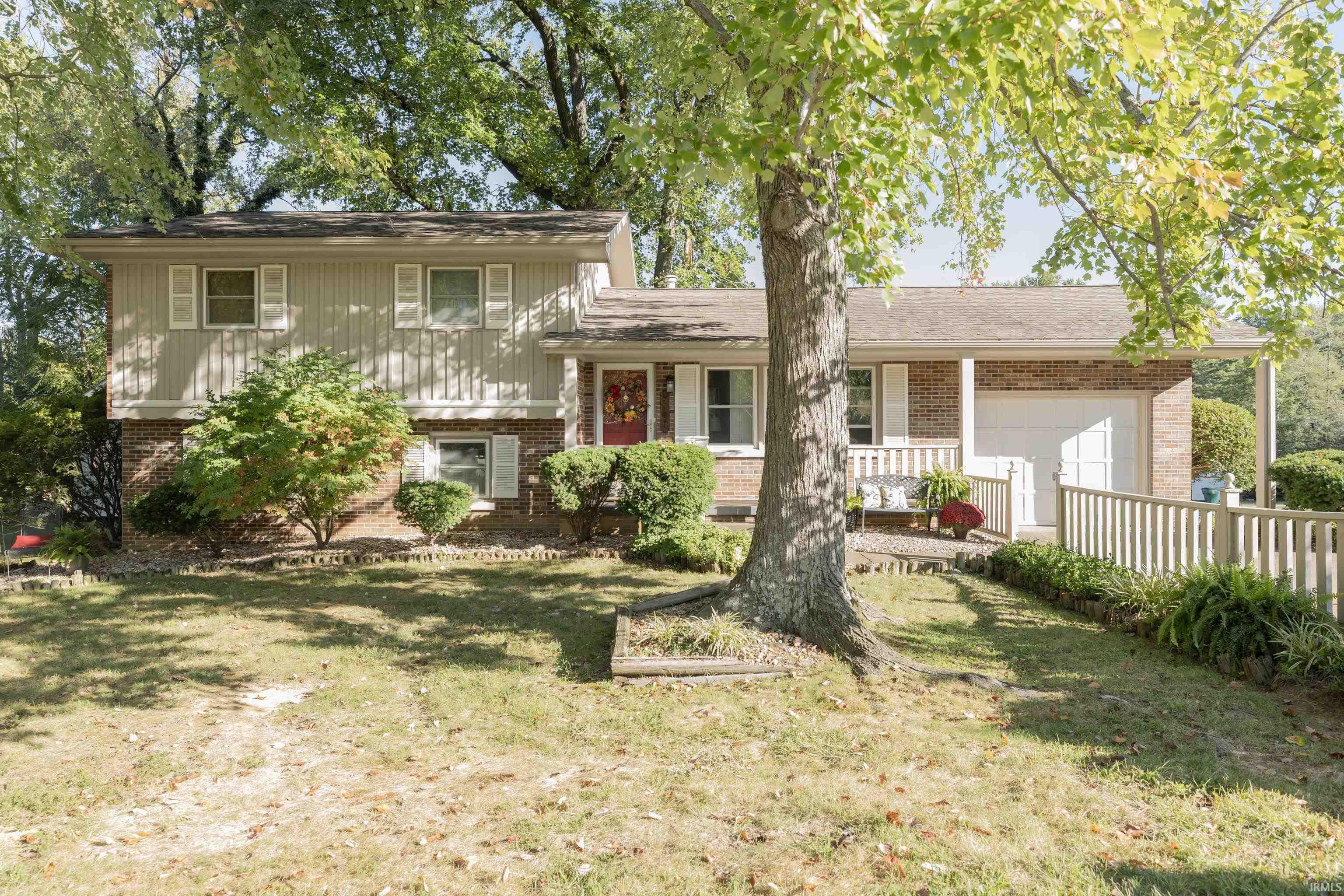 2228 Dusseldorf Drive Property Photo 1
