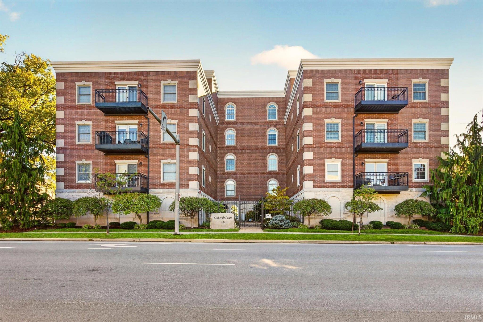 500 N Walnut Street Property Photo 1