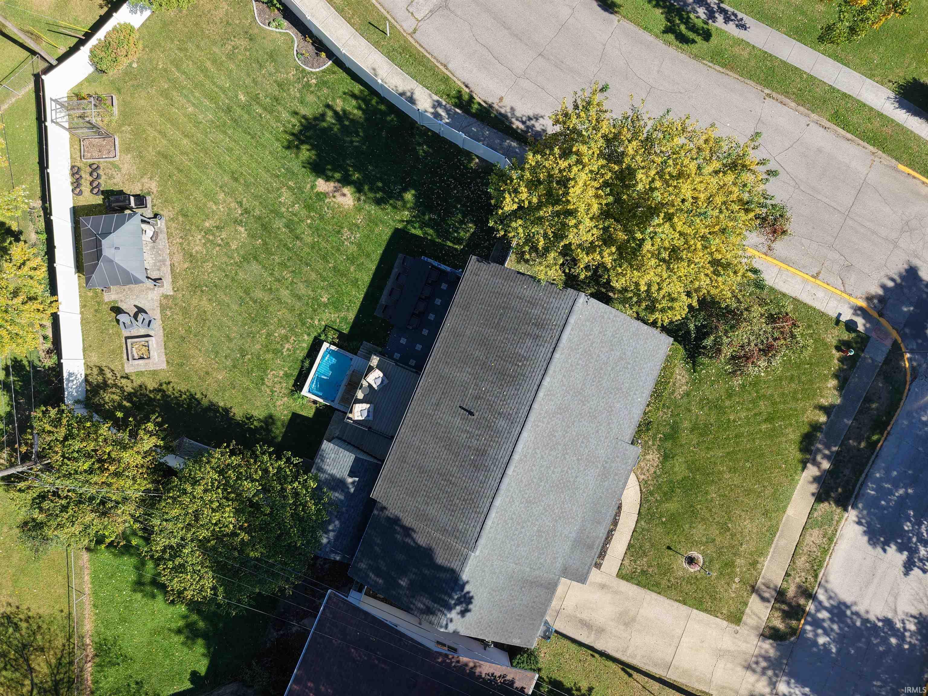 805 Hillcrest Drive Property Photo 1