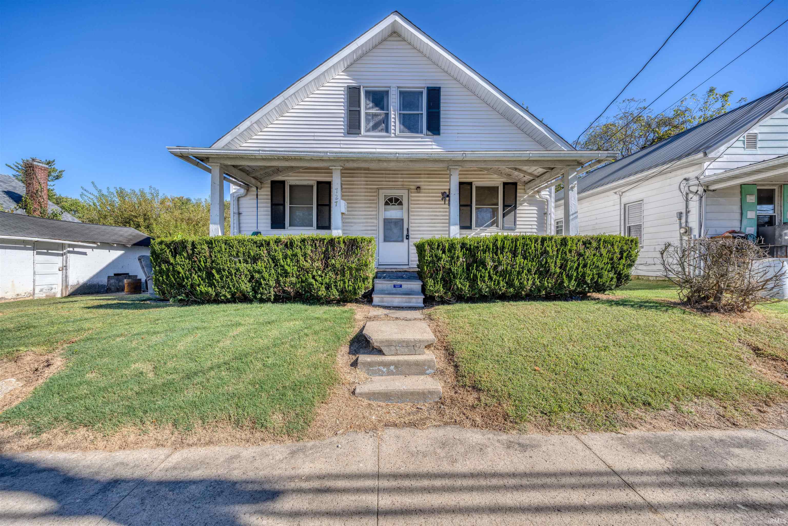 727 St Louis Avenue Property Photo 1