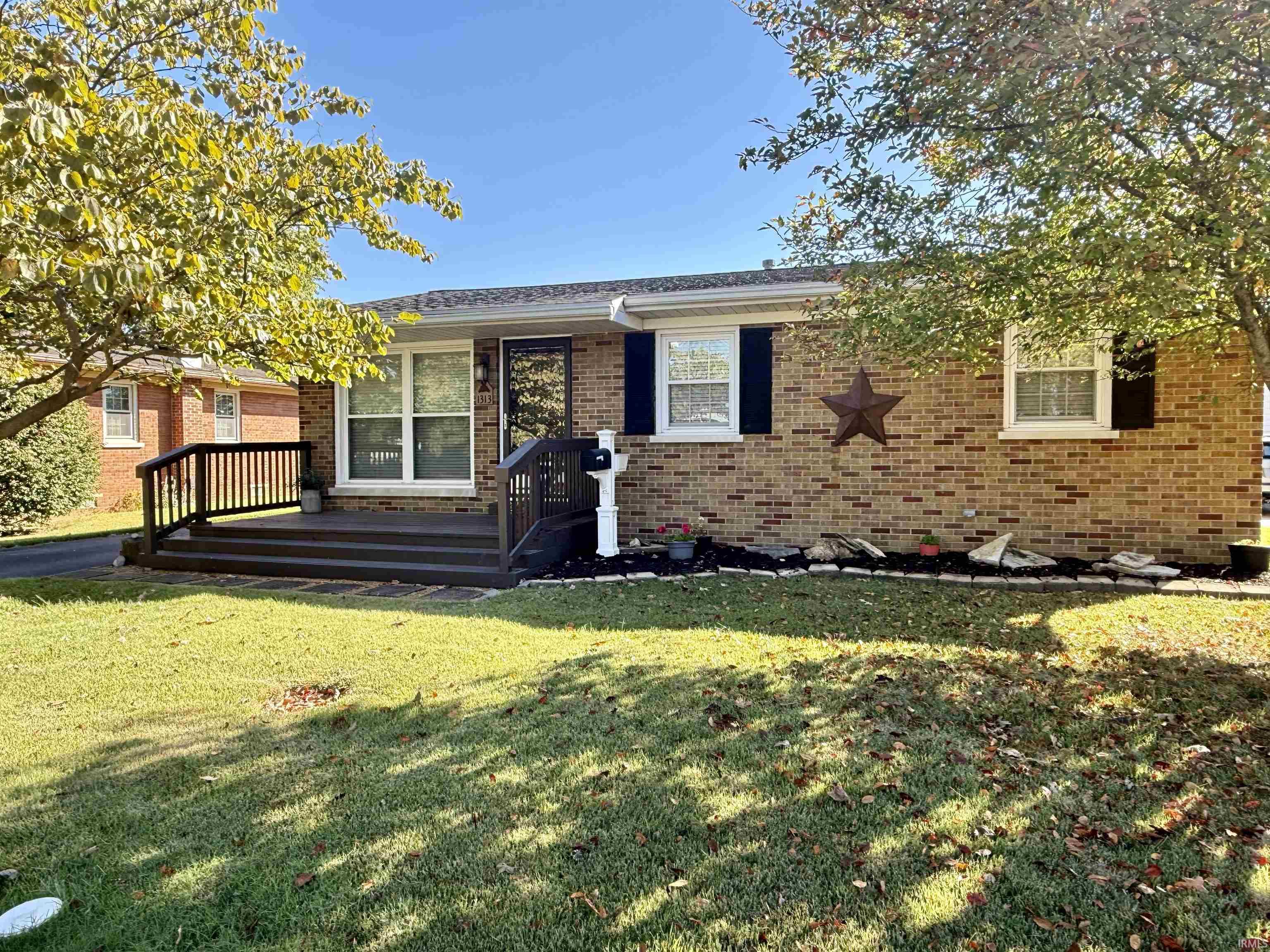 1313 N Saint James Boulevard Property Photo 1