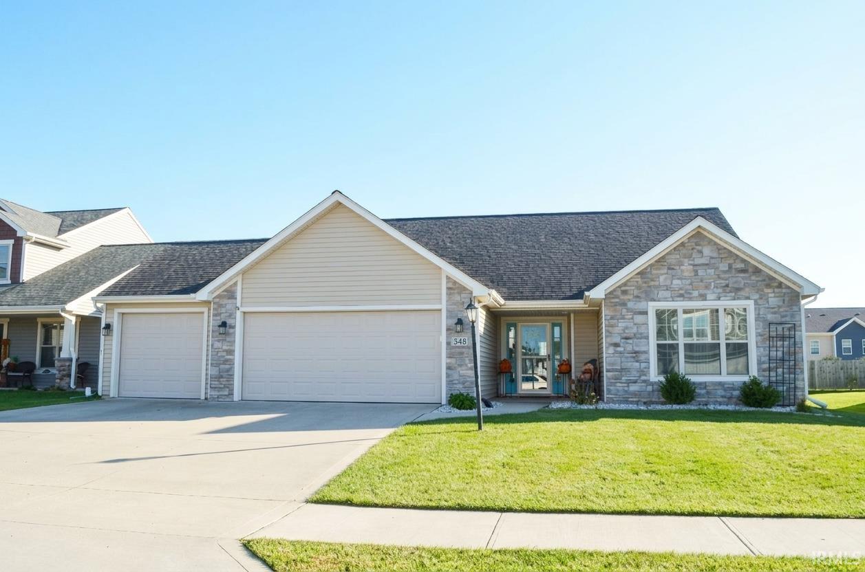 548 Caracol Court Property Photo 1
