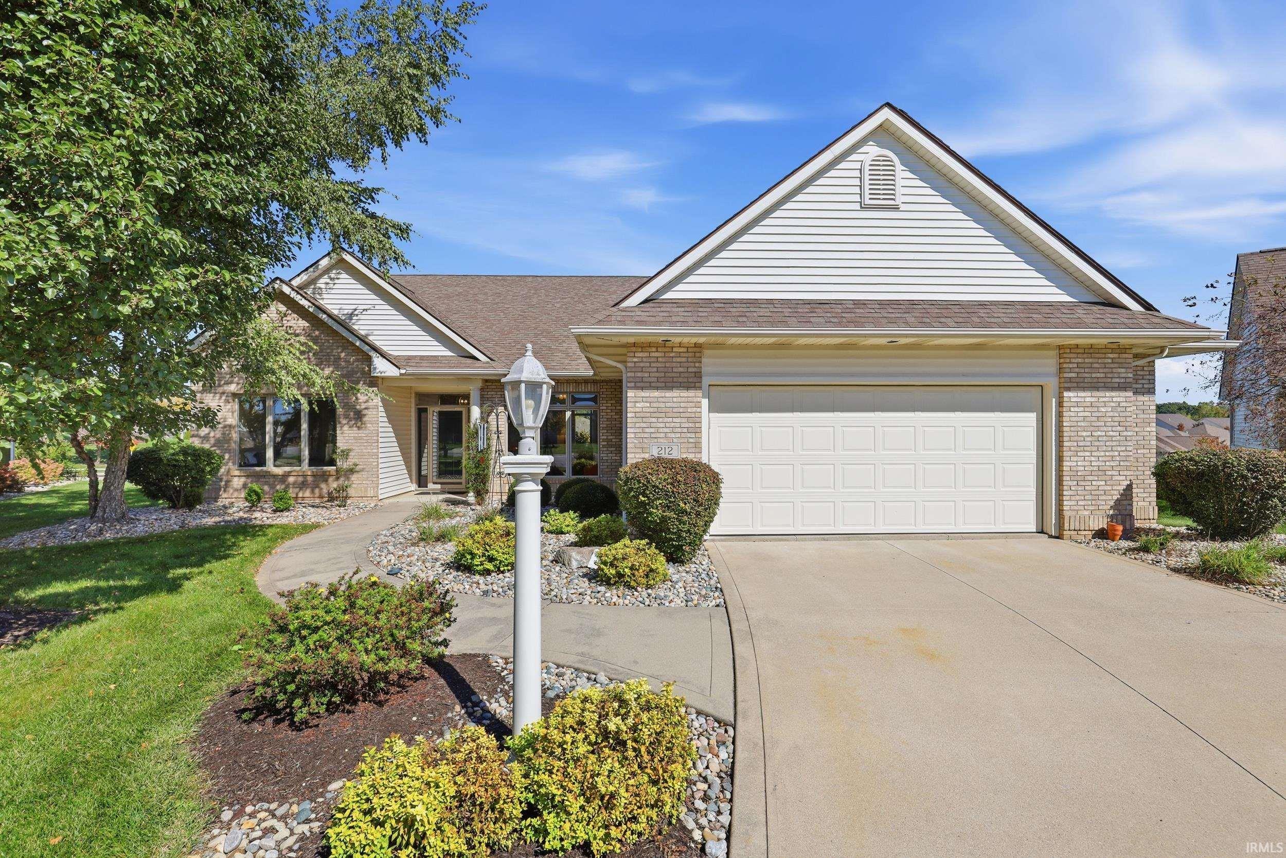 212 Fiddlers Cove Property Photo 1