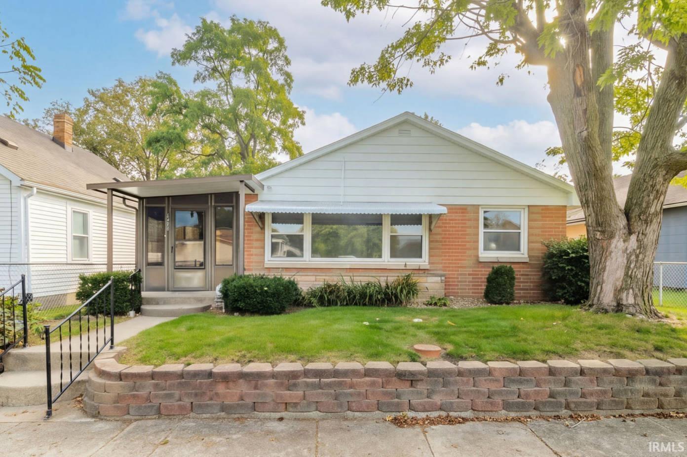 1806 Ross Street Property Photo 1