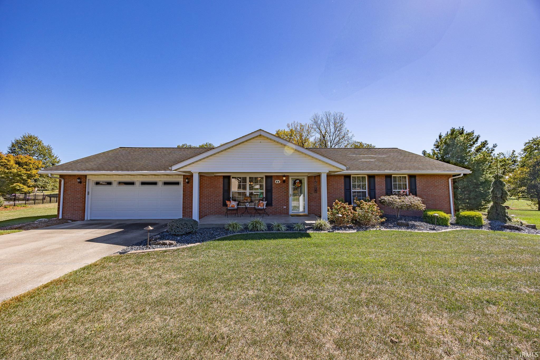 44 Daffodil Court Property Photo 1