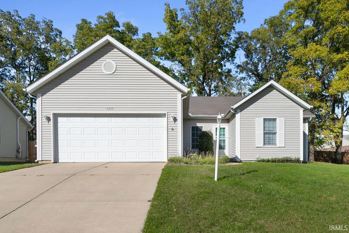 2325 Oakbrook Drive Property Photo 1