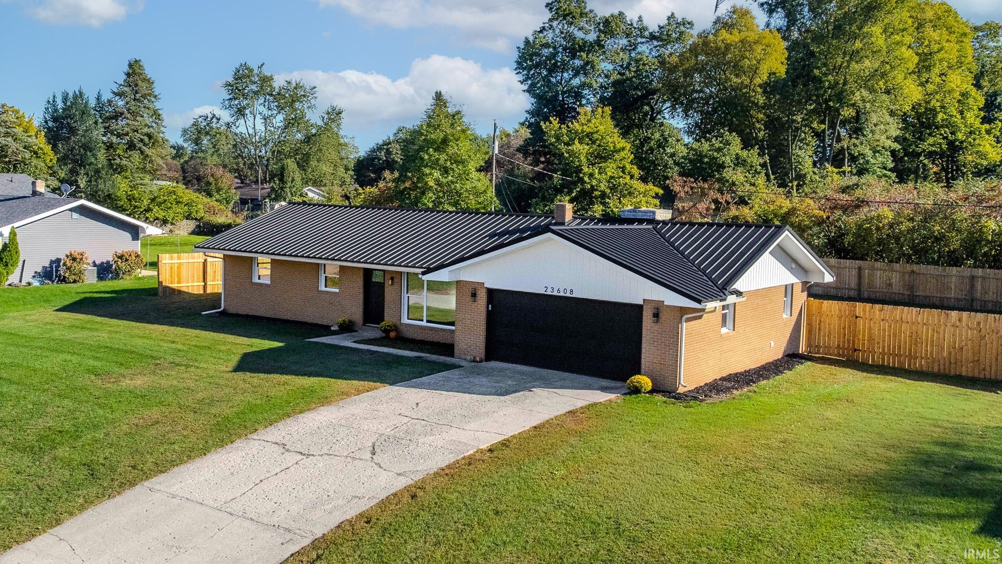 23608 River Manor Boulevard Property Photo 1