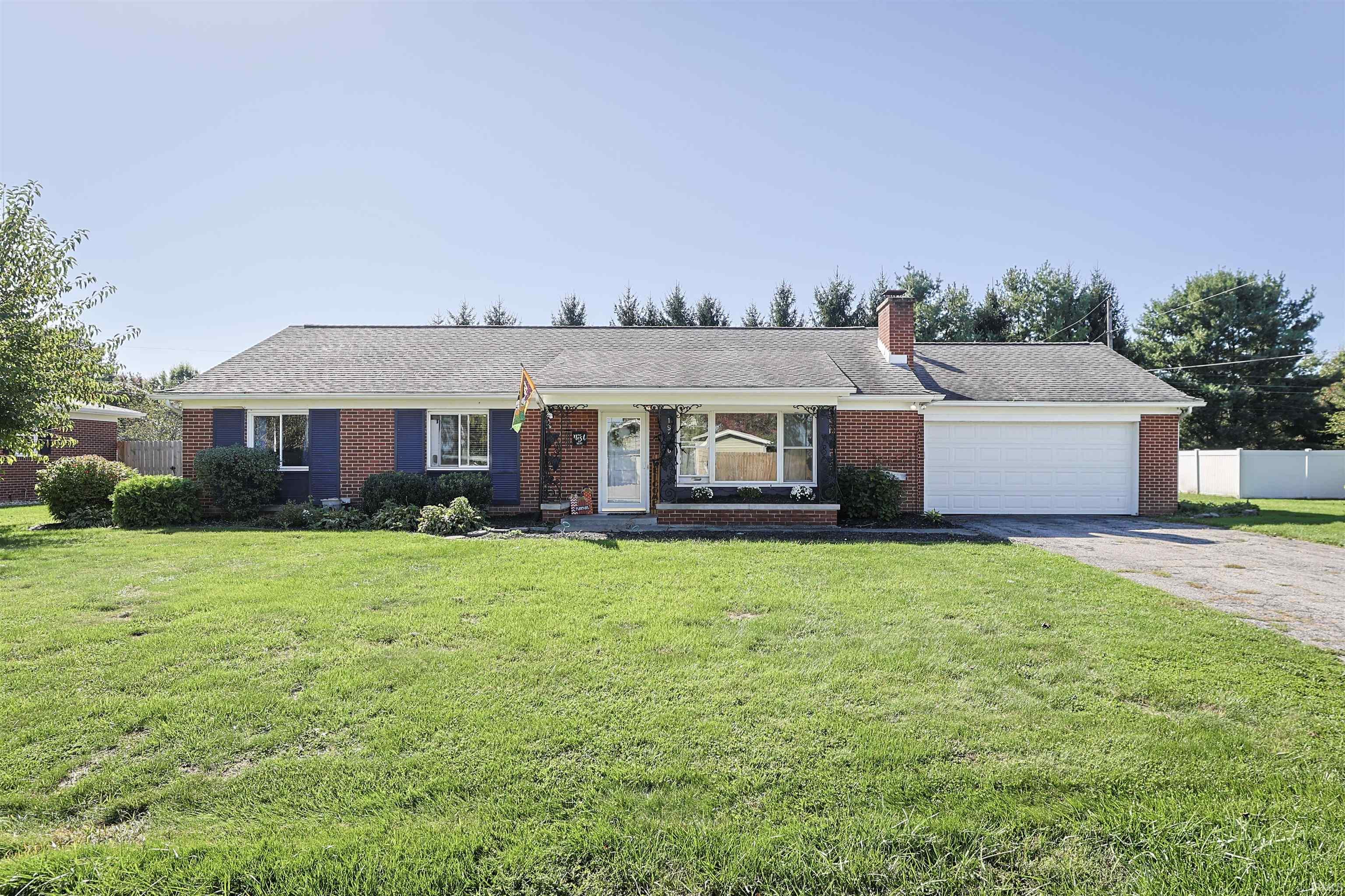 19080 Sundale Drive Property Photo 1