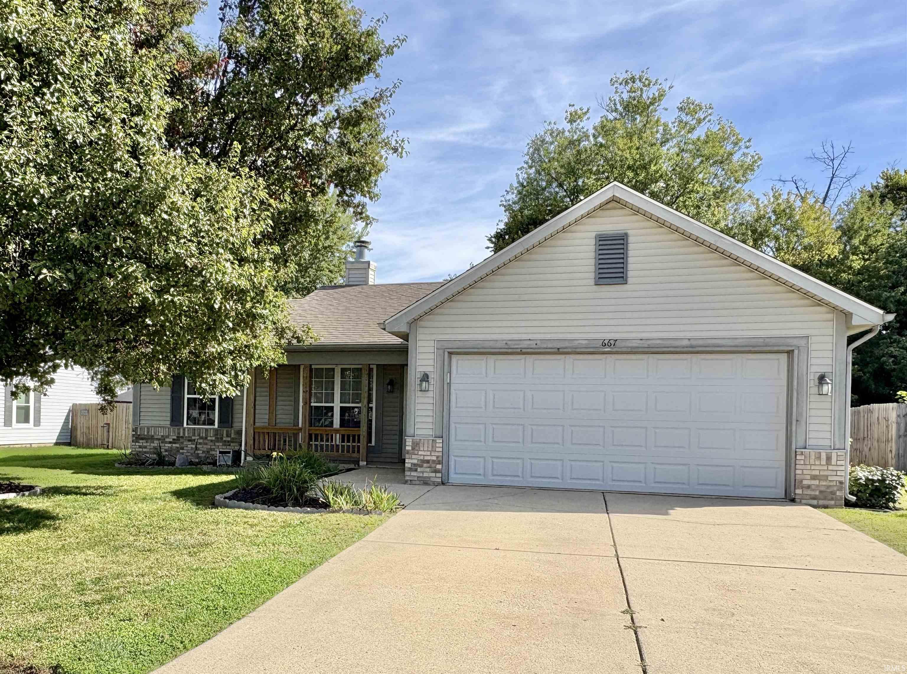 667 Harrison Circle Property Photo 1
