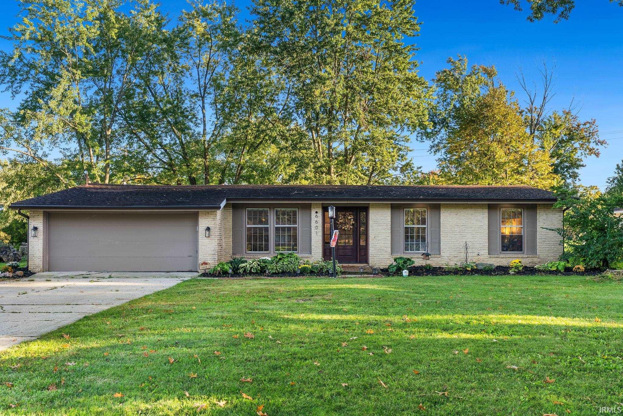 6601 Goodrich Road Property Photo 1