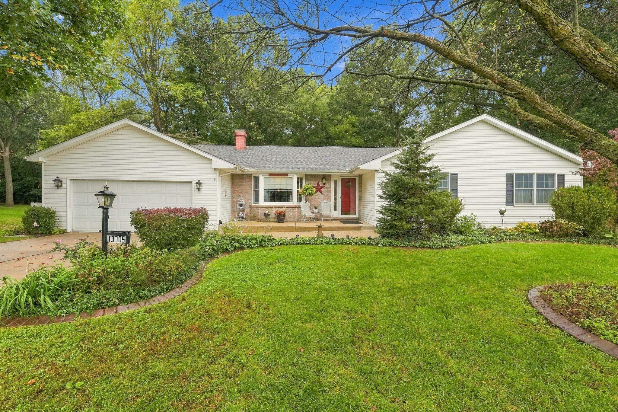 13705 Old Creek Court Property Photo 1
