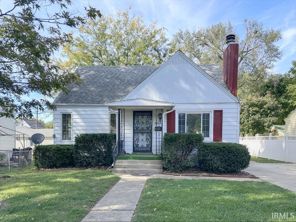 817 N Indiana Avenue Property Photo 1