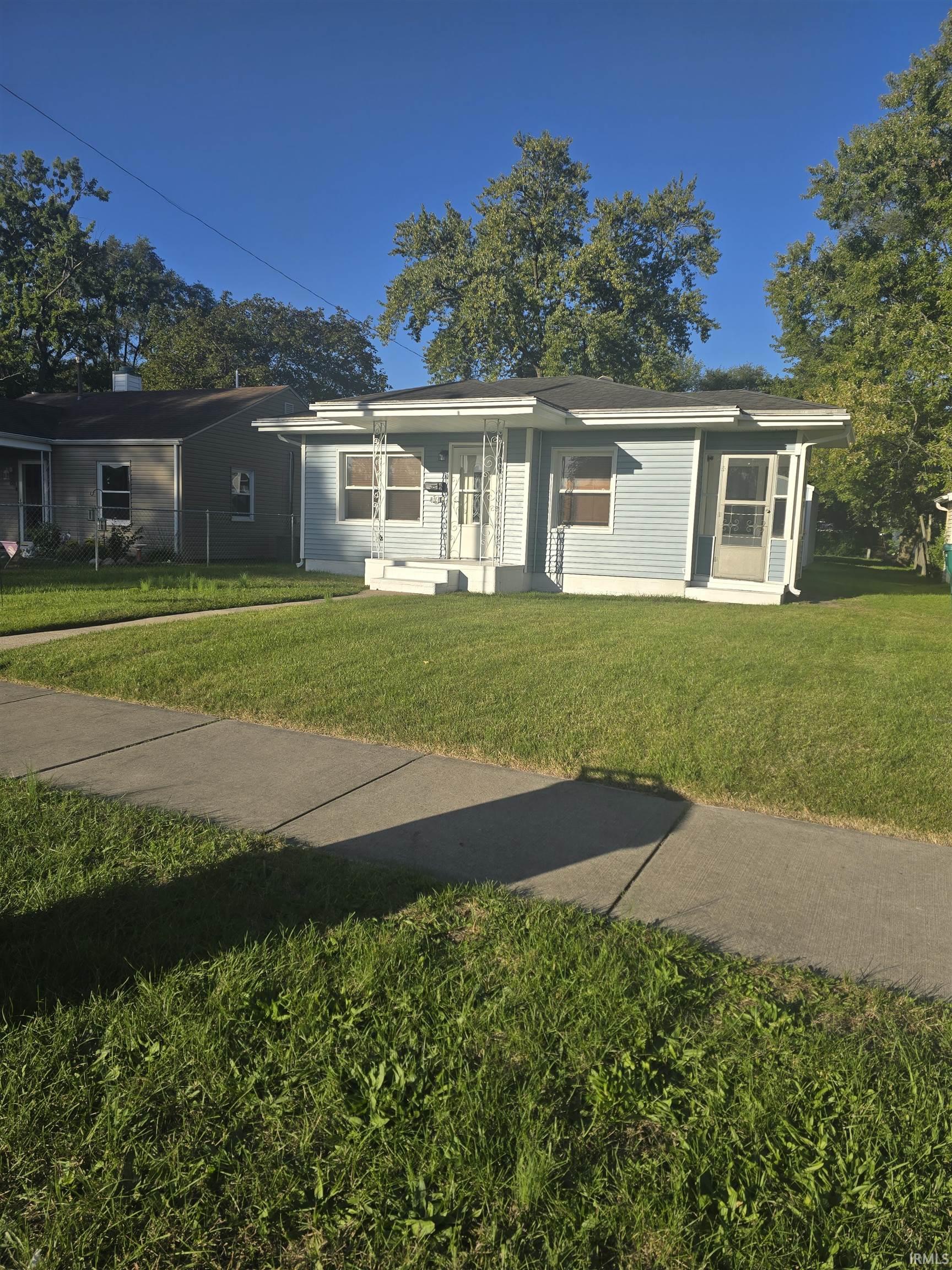 921 Carlton Street Property Photo 1