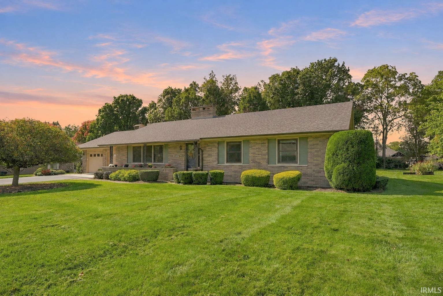 6312 W Hills Road Property Photo 1