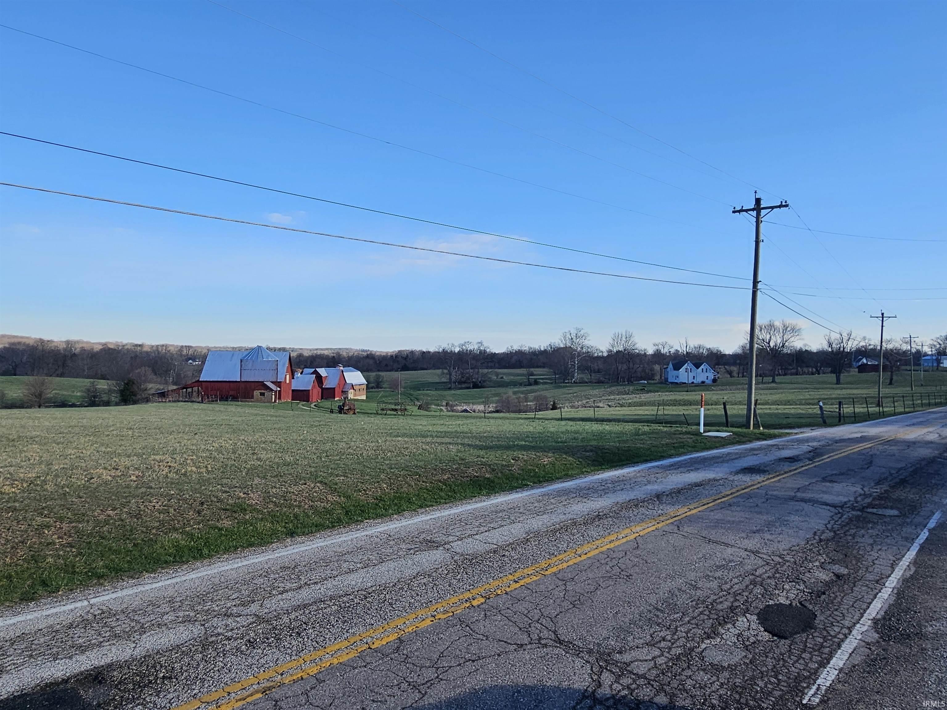 8820 S Strain Ridge Road Property Photo 1