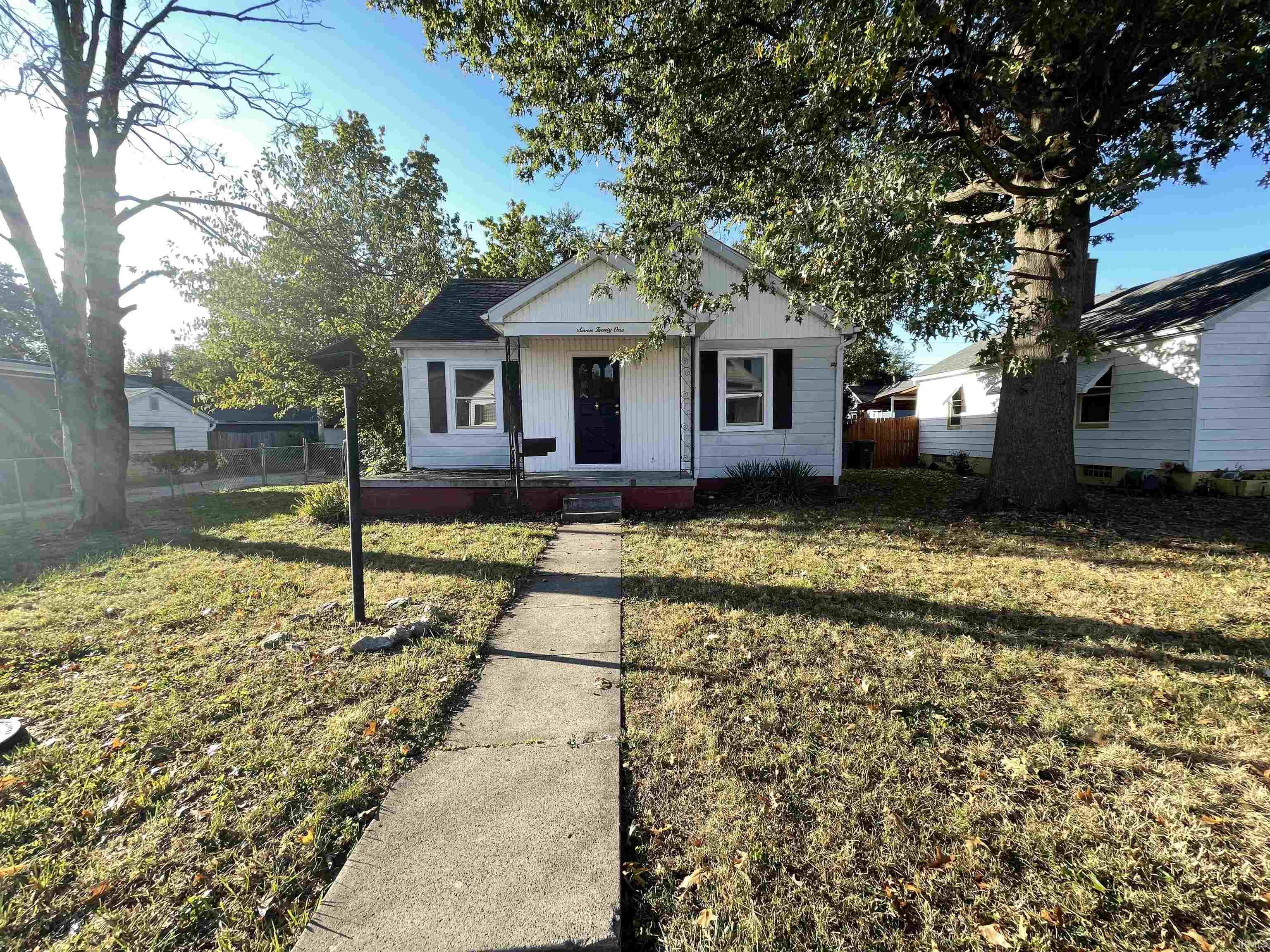 721 Adams Avenue Property Photo 1