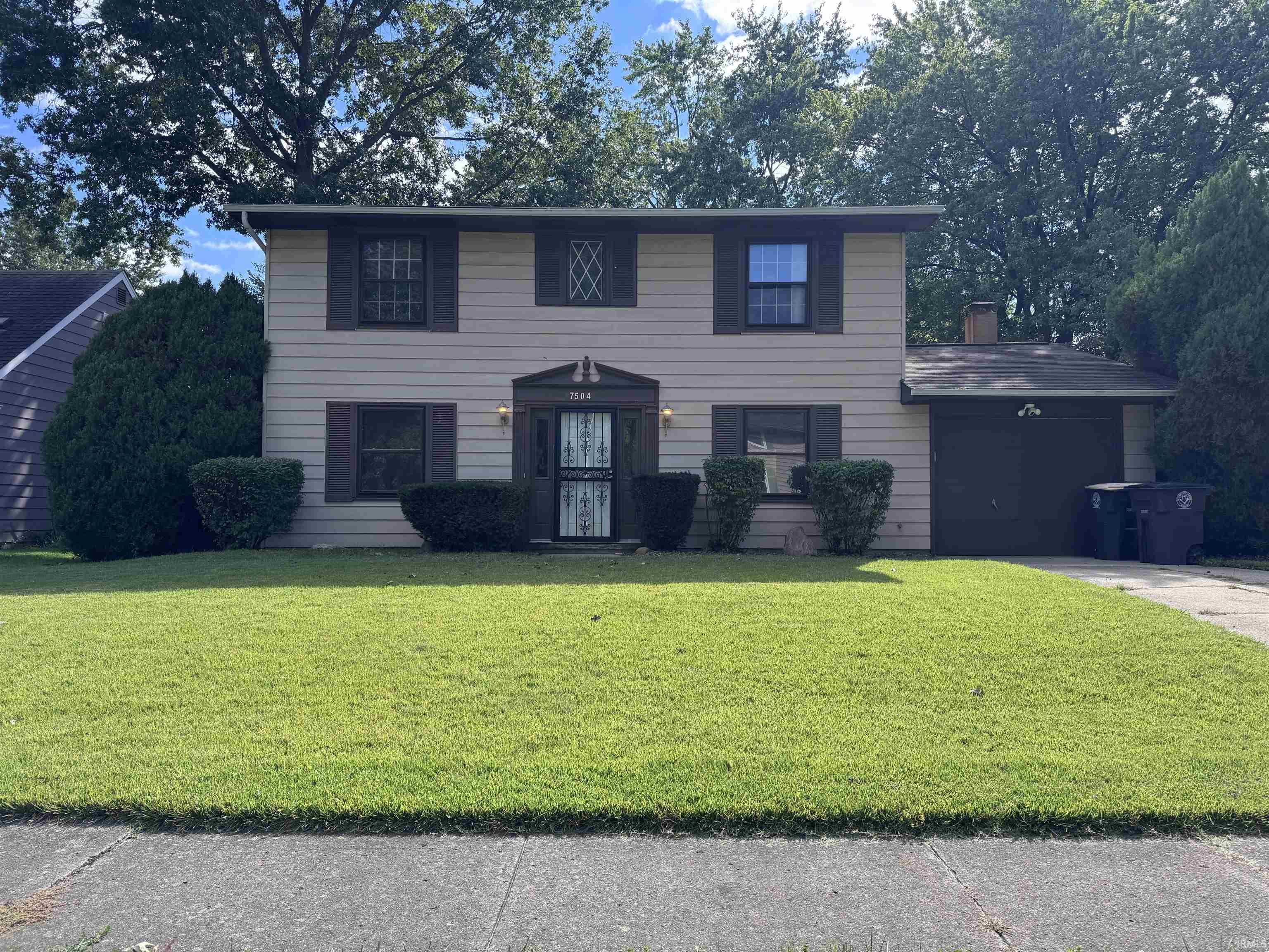 7504 Valley Meadows Drive Property Photo 1
