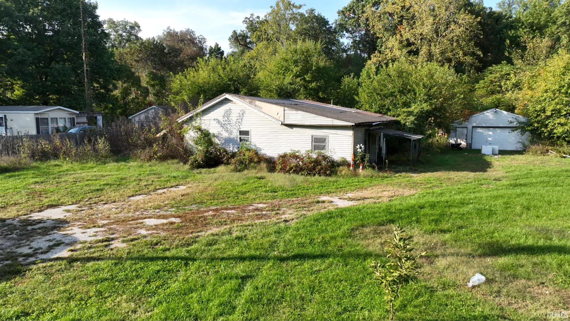 7392 W Us-24 Highway Property Photo 1