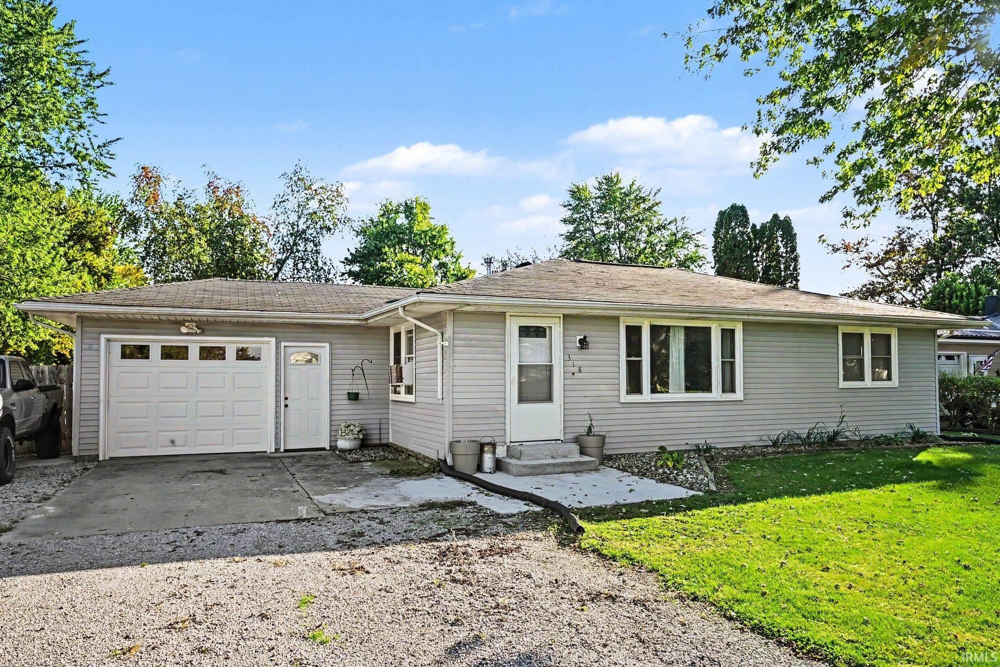 318 W Elm Street Property Photo 1
