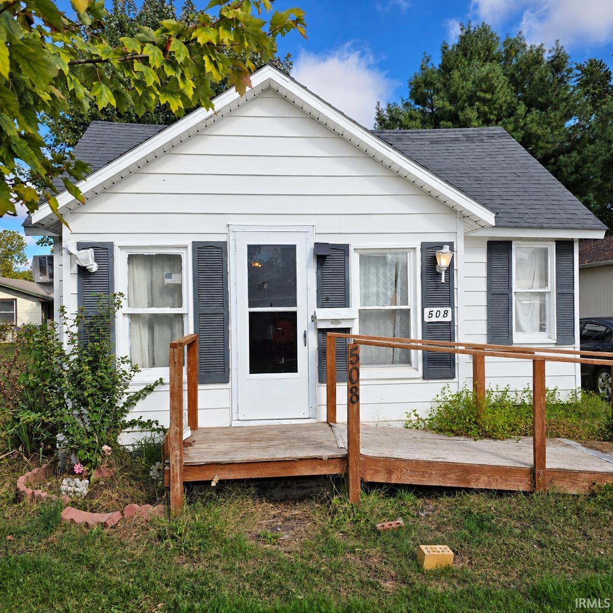 508 E Oak Street Property Photo 1