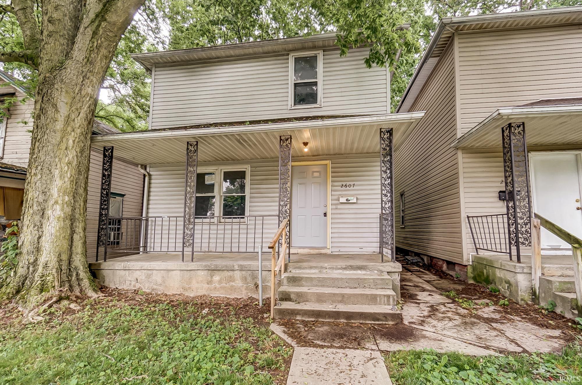 2607 Fox Avenue Property Photo 1