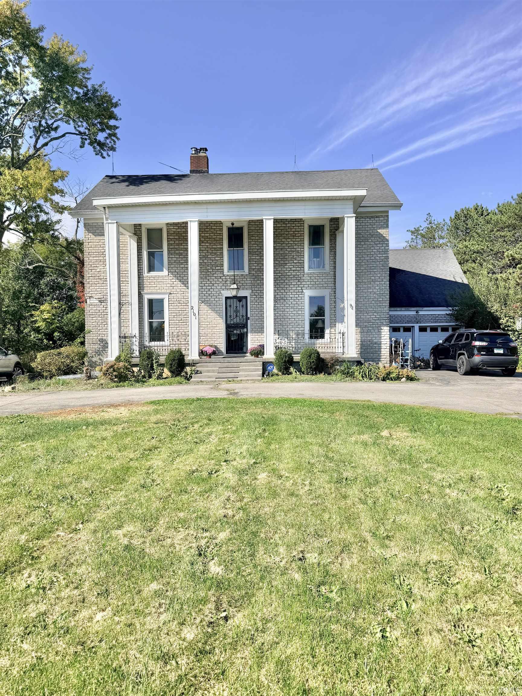2101 N Benton Road Property Photo 1