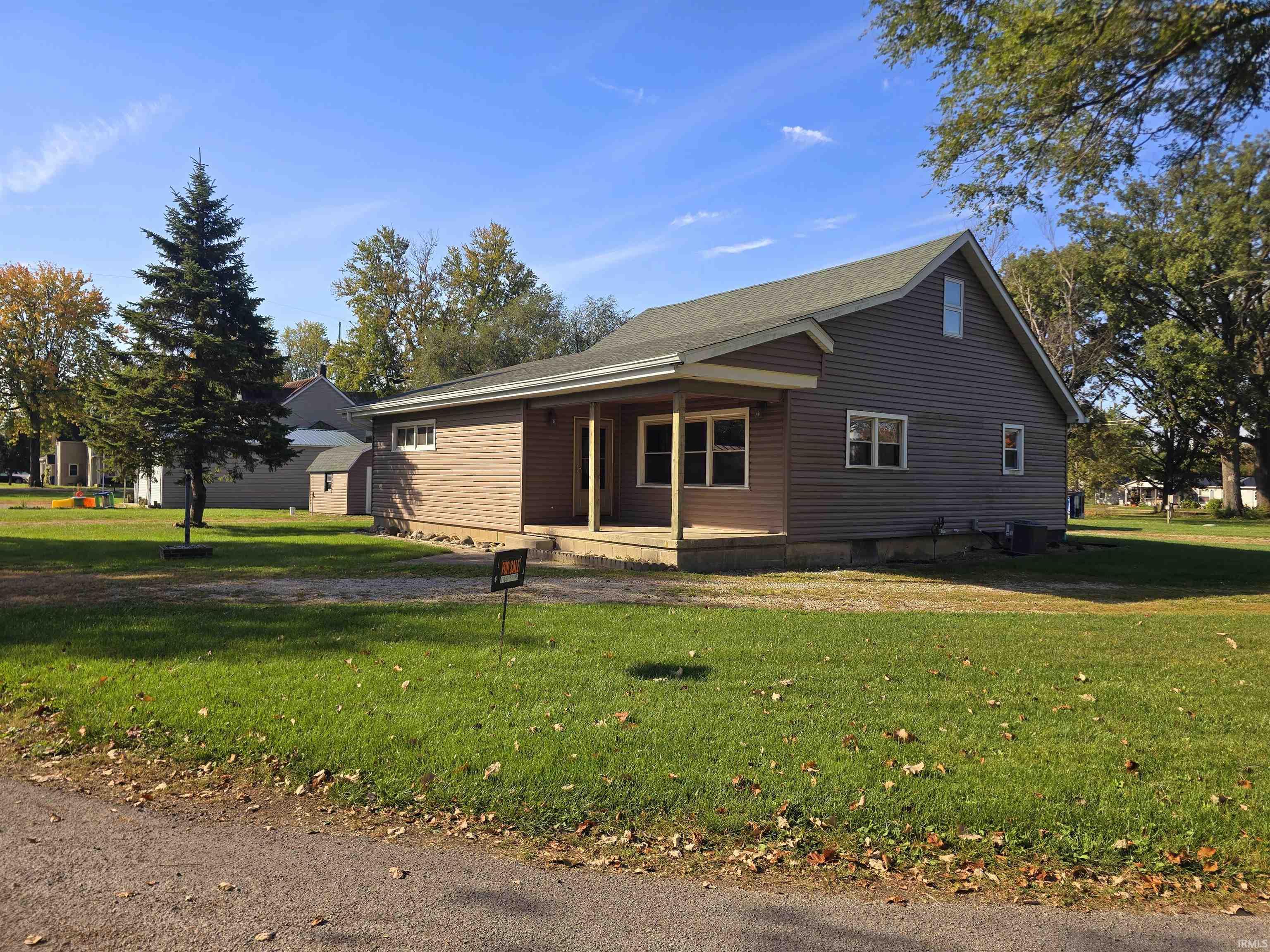 102 N East Street Property Photo 1