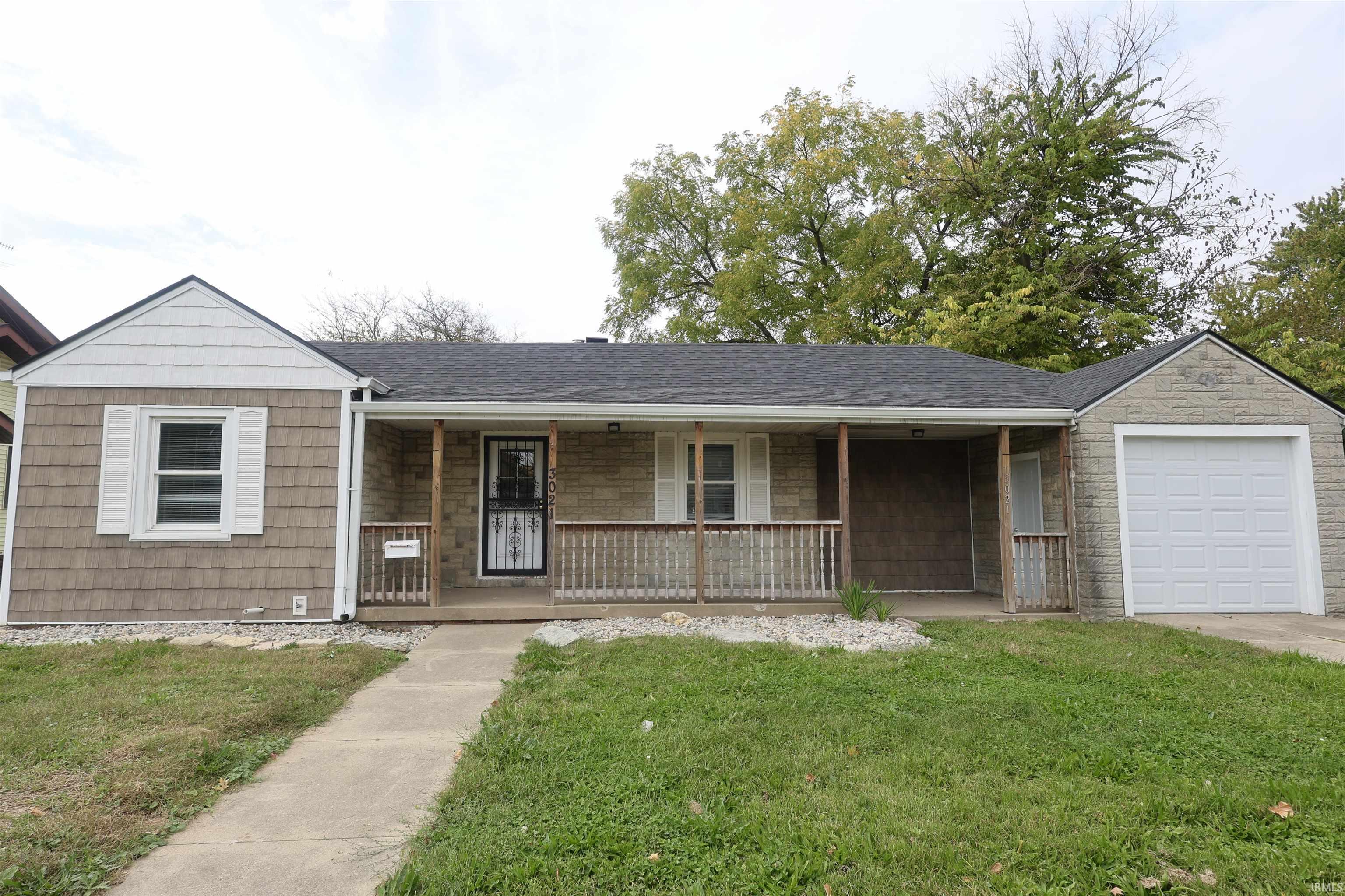3021 Columbus Avenue Property Photo 1