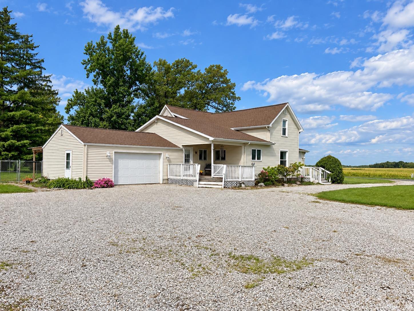 6516 E 350 S Property Photo 1