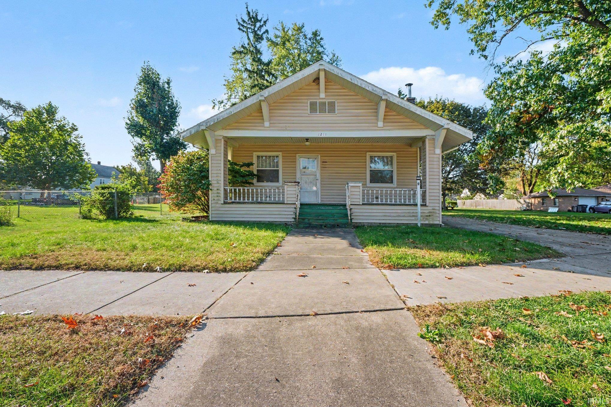 1211 Strong Avenue Property Photo 1