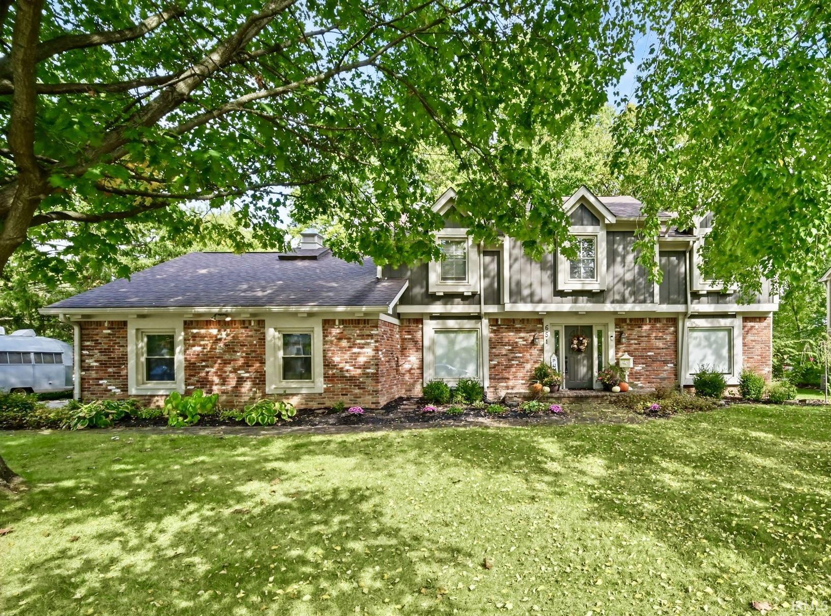 651 Hawthorne Drive Property Photo 1