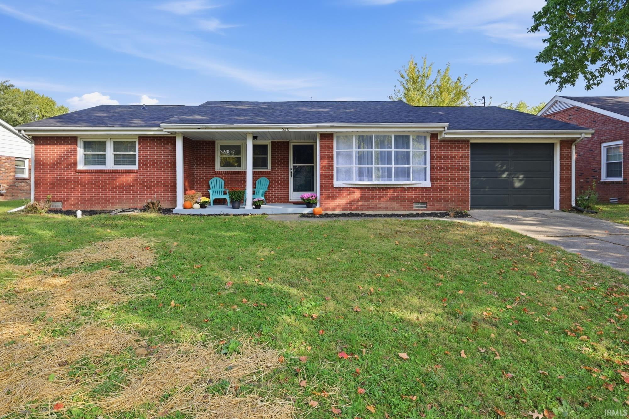 620 Country Club Lane Property Photo 1