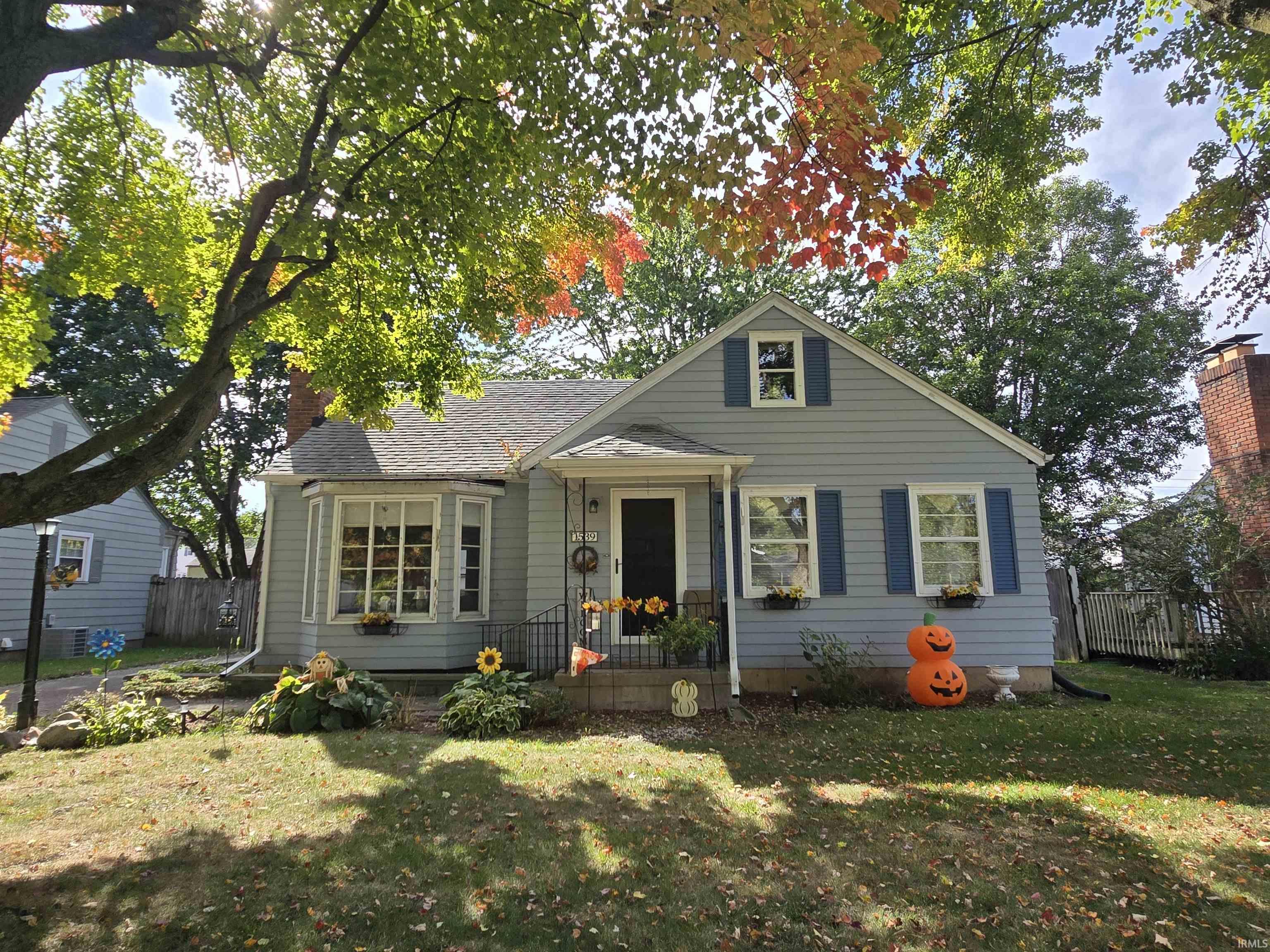 1539 W Walnut Street Property Photo 1
