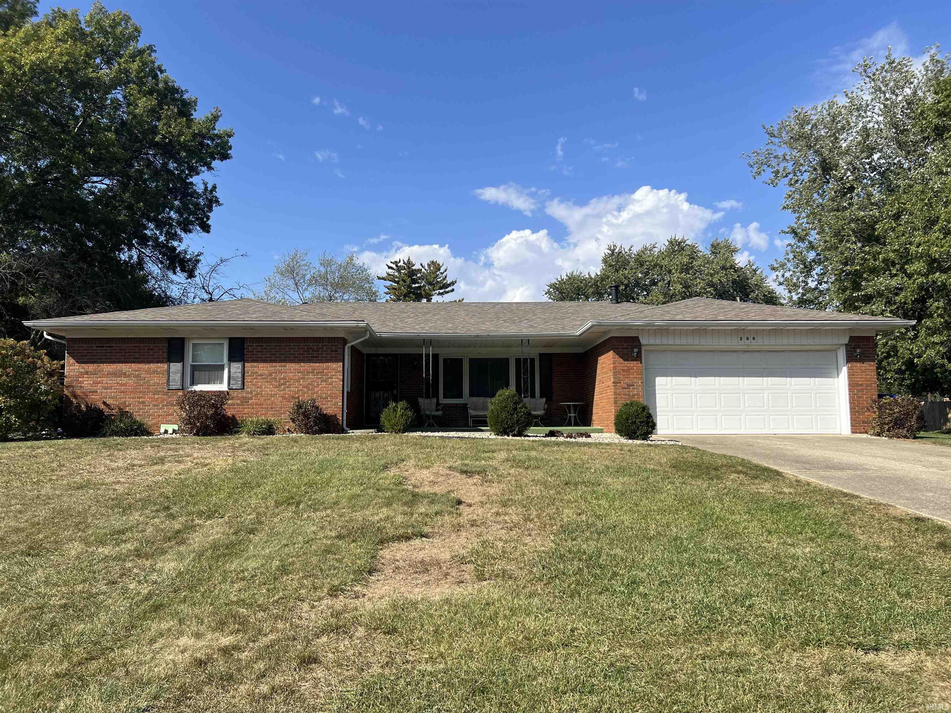 200 Yale Boulevard Property Photo 1