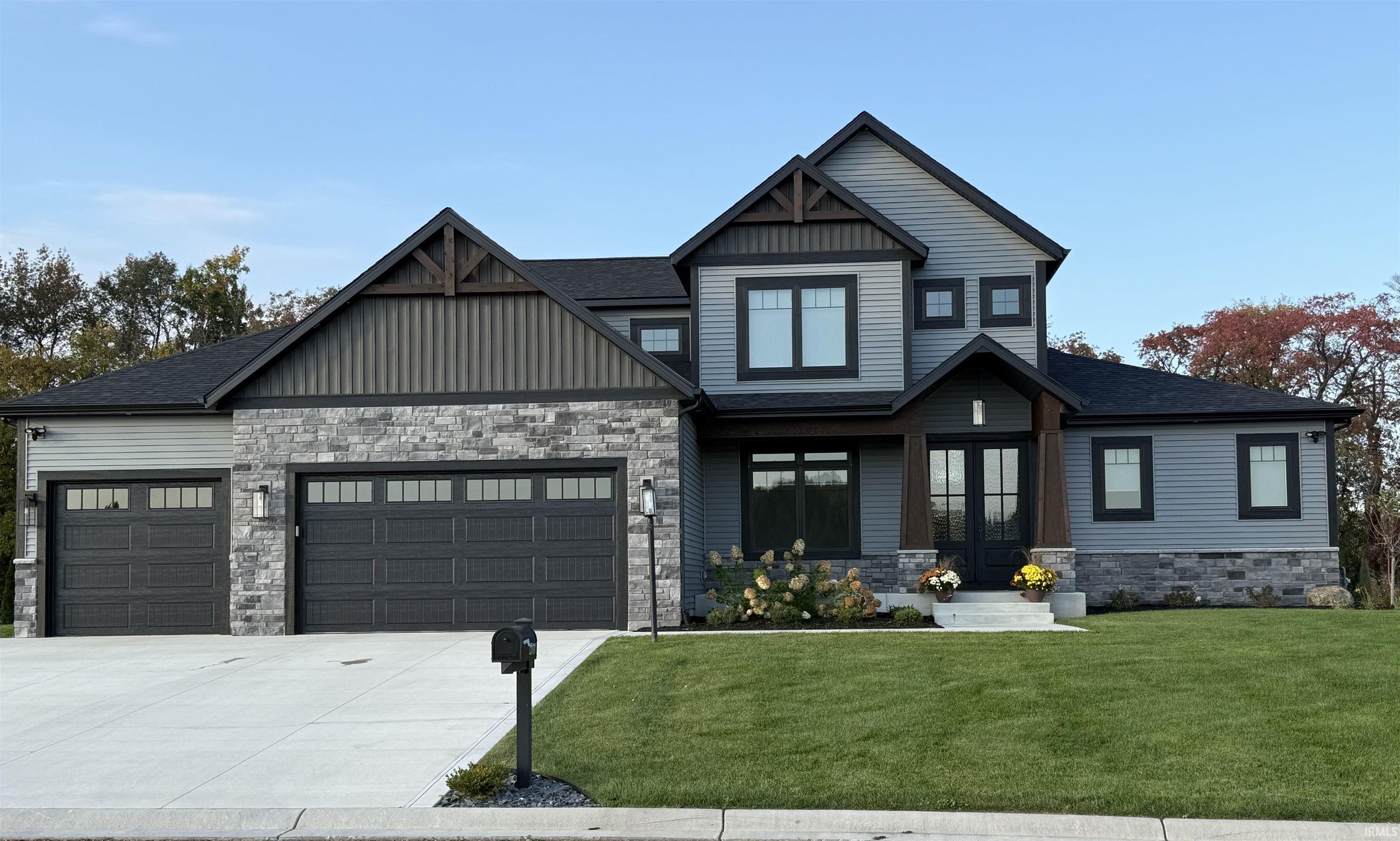 15111 Gossamer Trail Property Photo 1