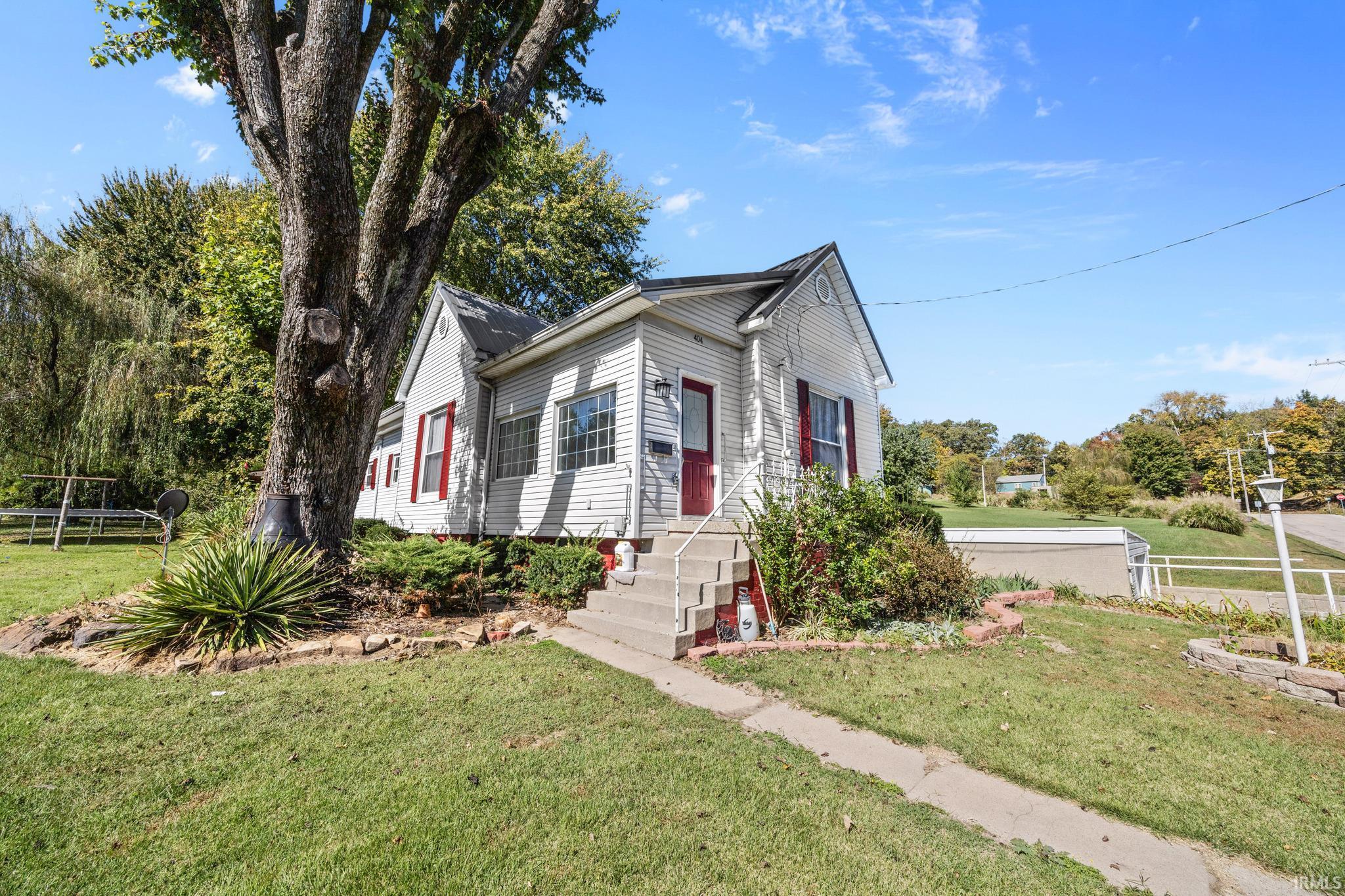 404 N Walnut Street Property Photo 1