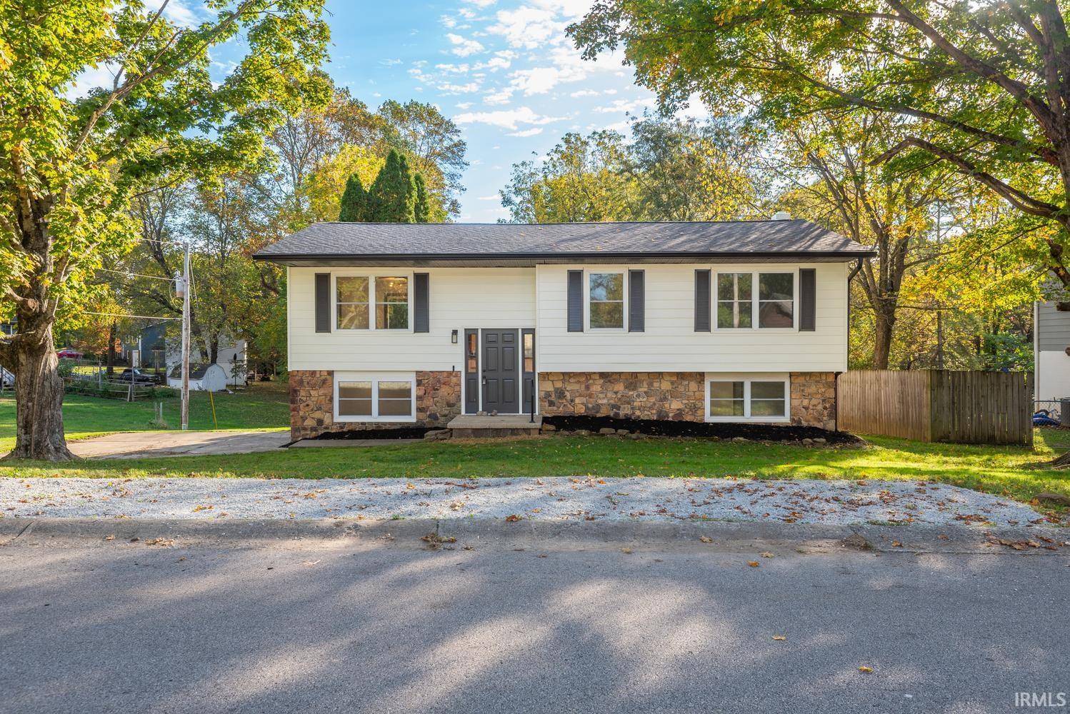 100 N Langley Drive Property Photo 1