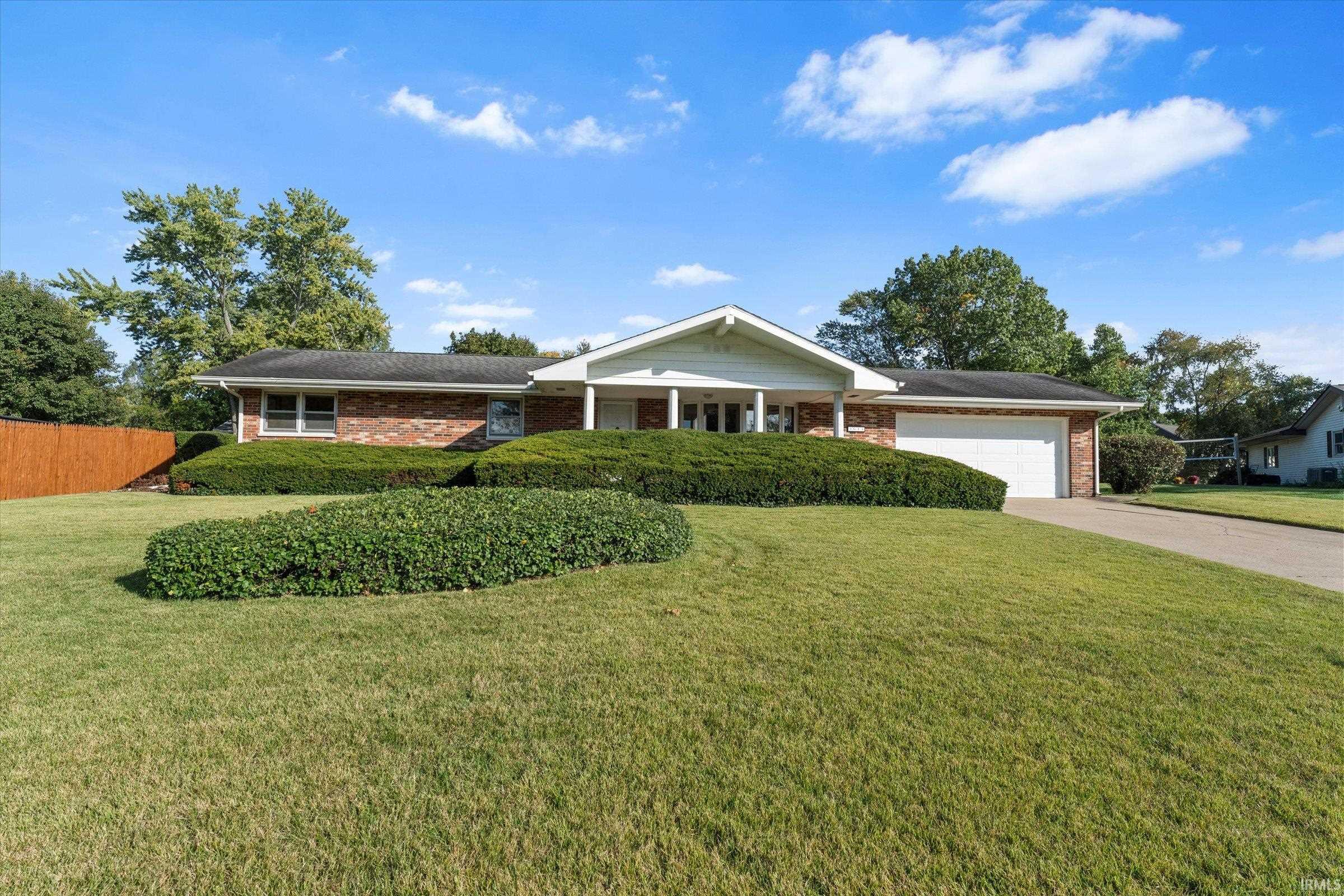 3611 Lindahl Drive Property Photo 1