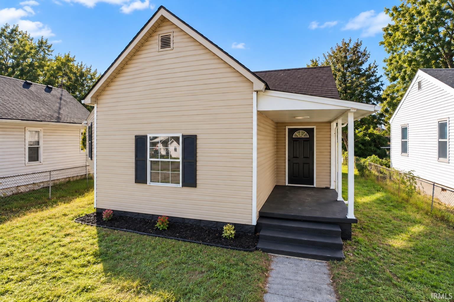 1031 S Delphos Street Property Photo 1