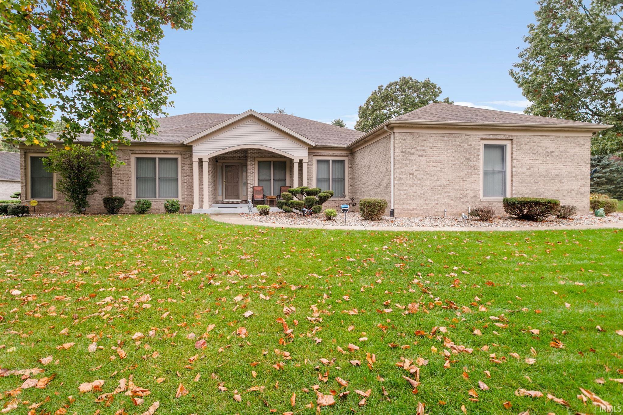 52595 Willow Bend Drive Property Photo 1