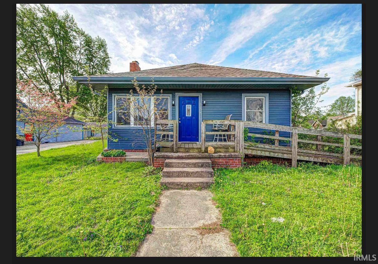115 W Perrin Street Property Photo 1