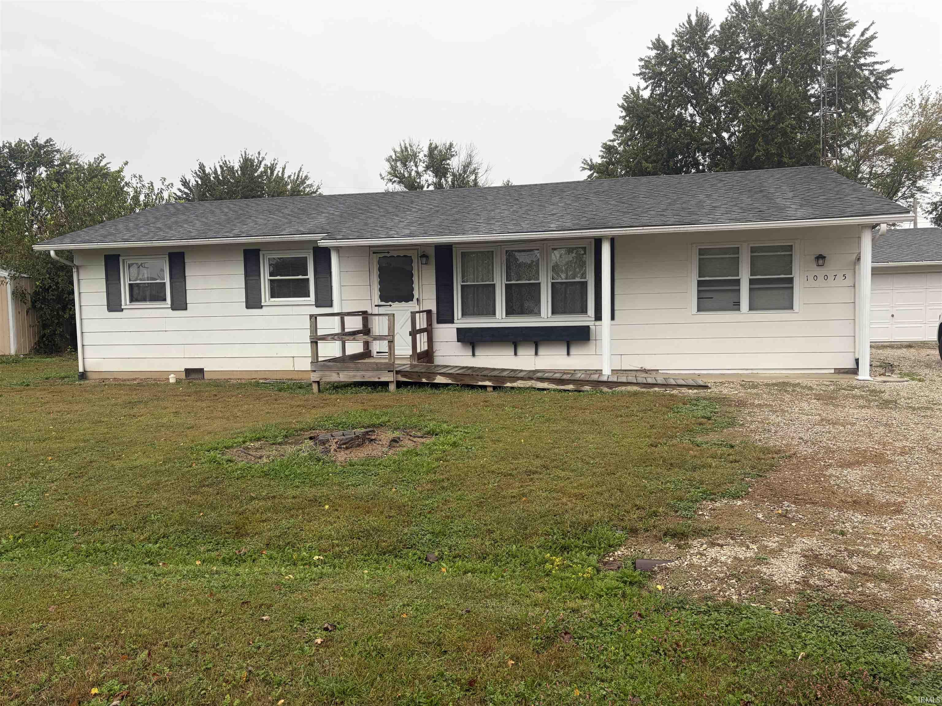 10075 E Lincoln Street Property Photo 1