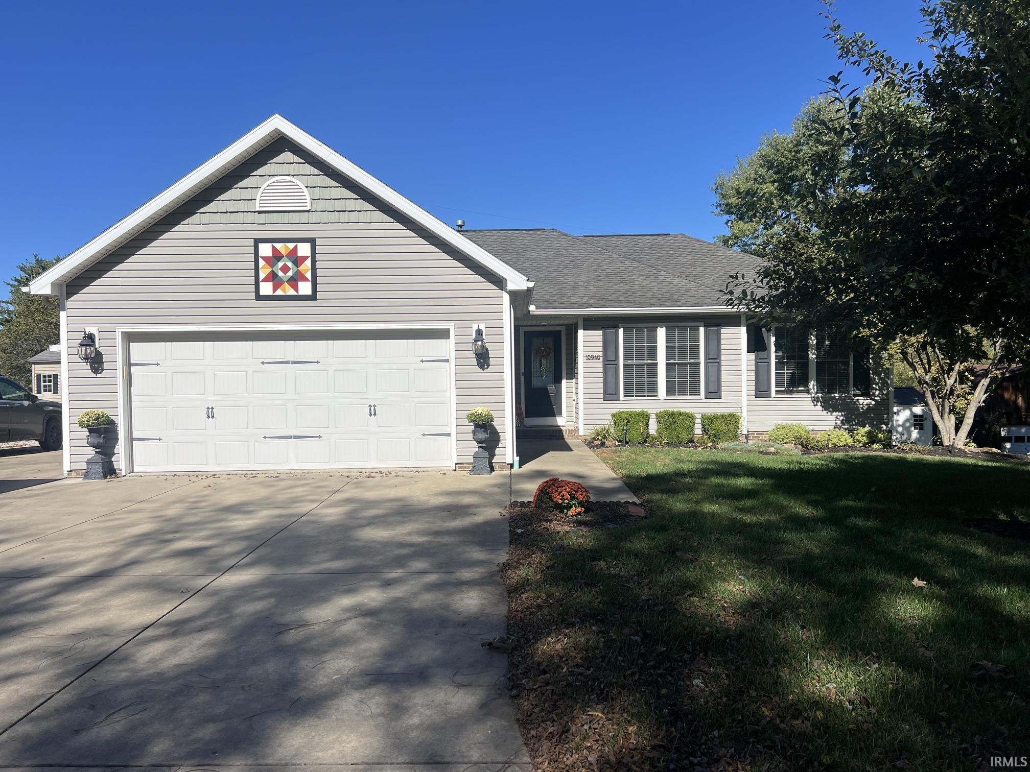 10940 Sunset Drive Property Photo 1