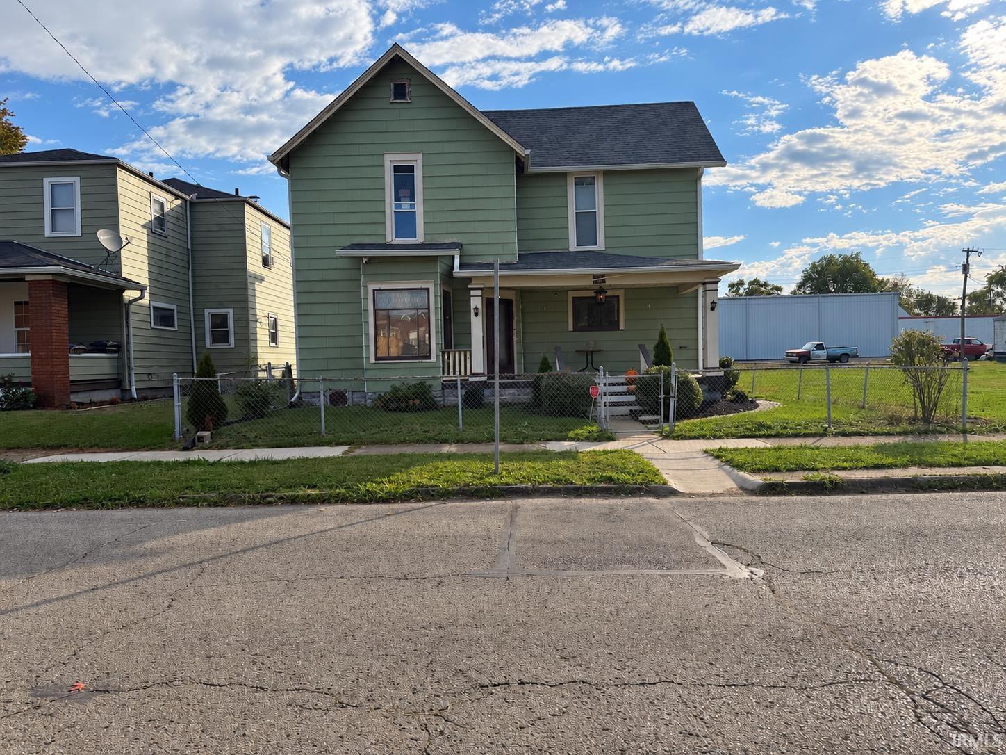 2126 Pearl Street Property Photo 1