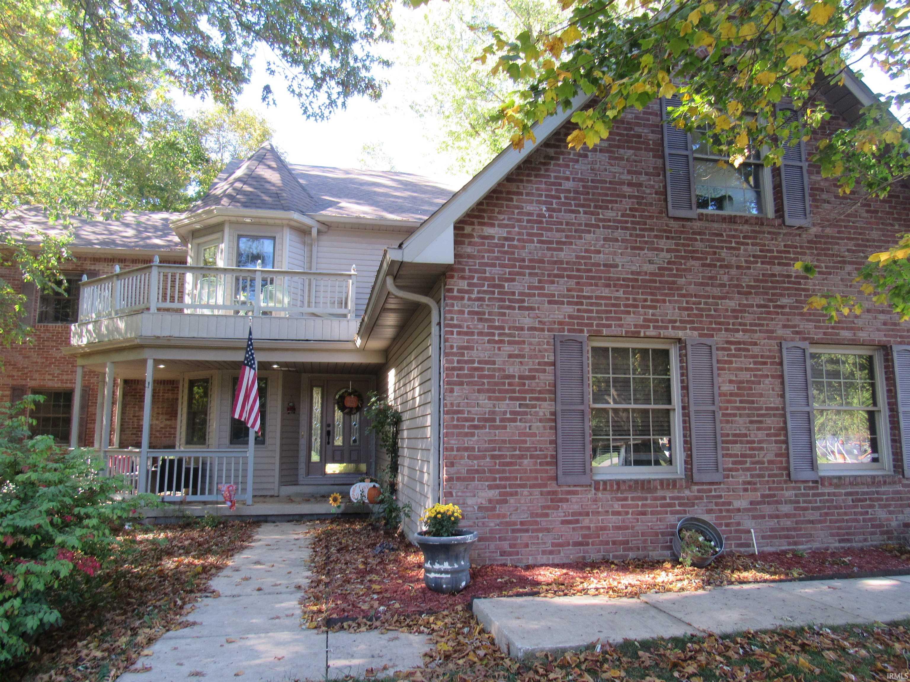 26 W Lake Drive Property Photo 1