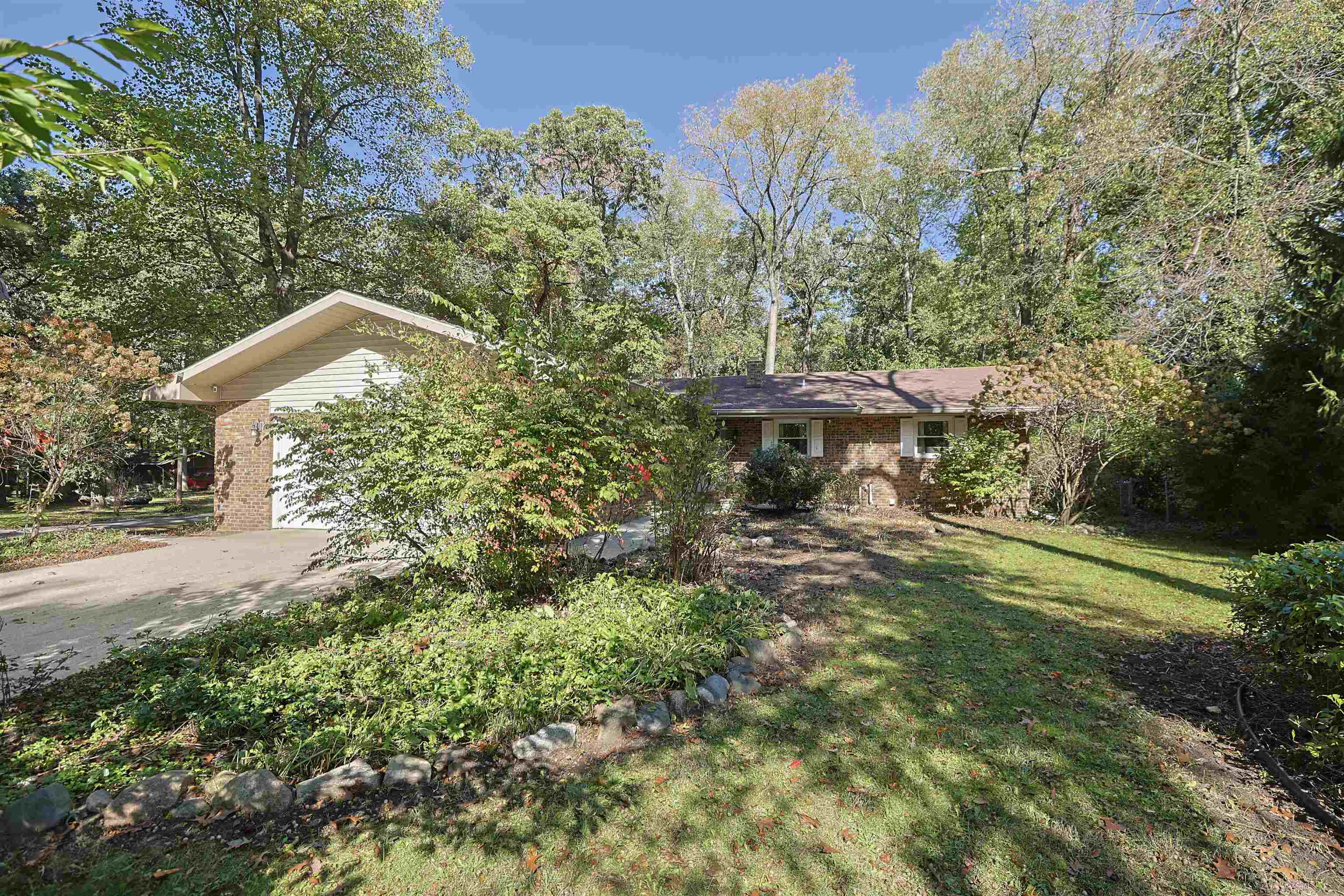 30487 Lantern Lane Property Photo 1
