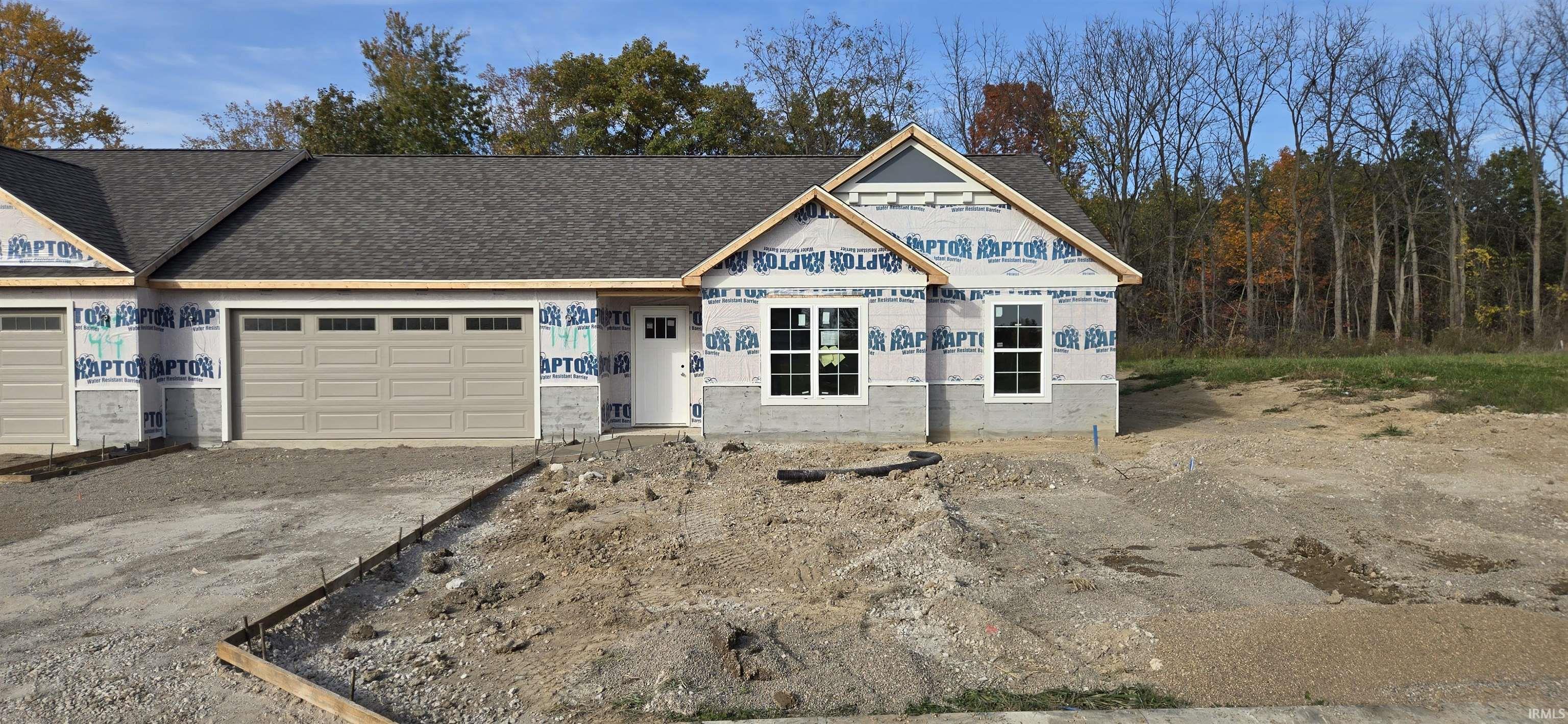 1419 E Boulder Run Property Photo 1